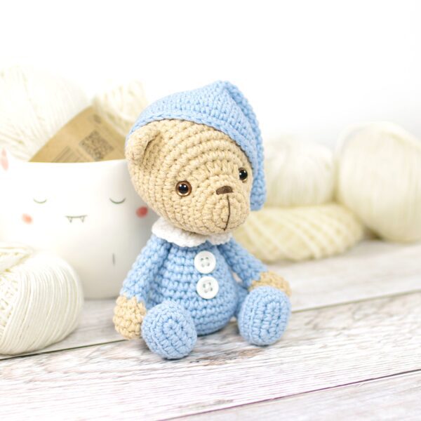 crochet-pattern-small-teddy-bear-in-pajamas