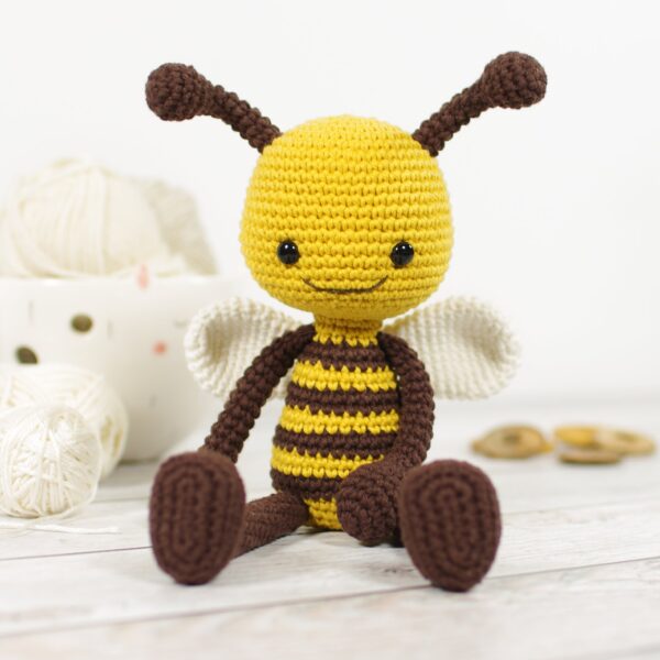 Crochet Pattern - Amigurumi Bee