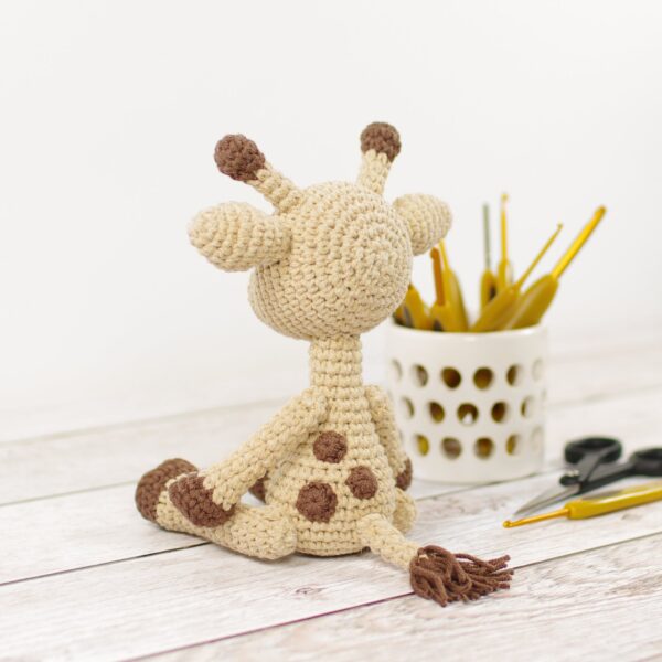 Crochet Pattern - Small Amigurumil Giraffe