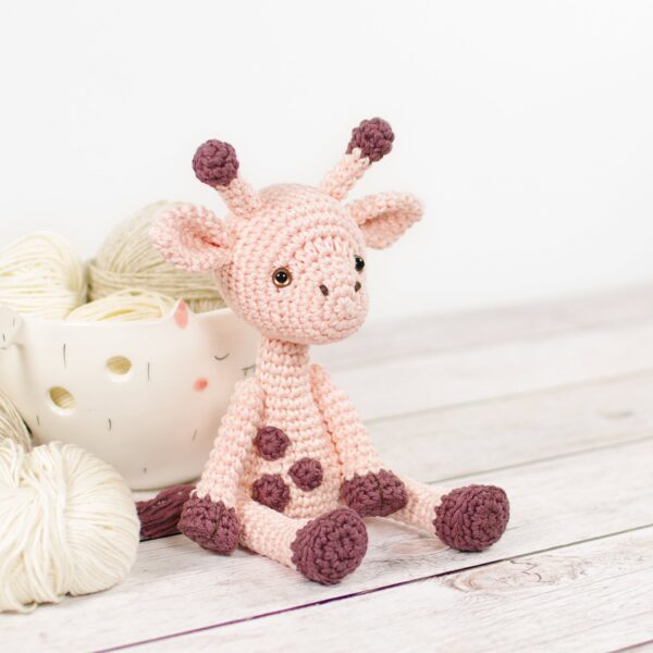 Crochet Pattern - Small Amigurumil Giraffe