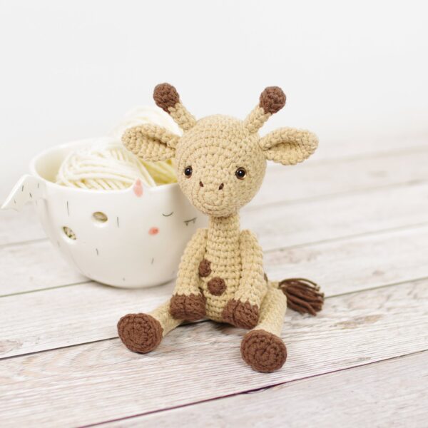 Crochet Pattern - Small Amigurumil Giraffe
