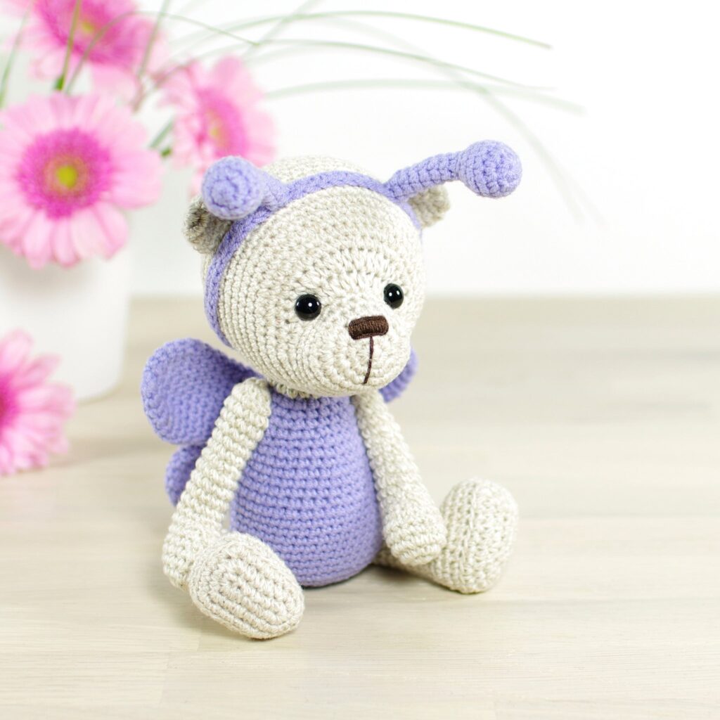 crochet-pattern-teddy-bear-in-a-butterfly-costume